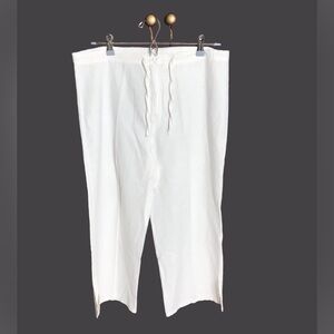 White Capri Pants Sz M